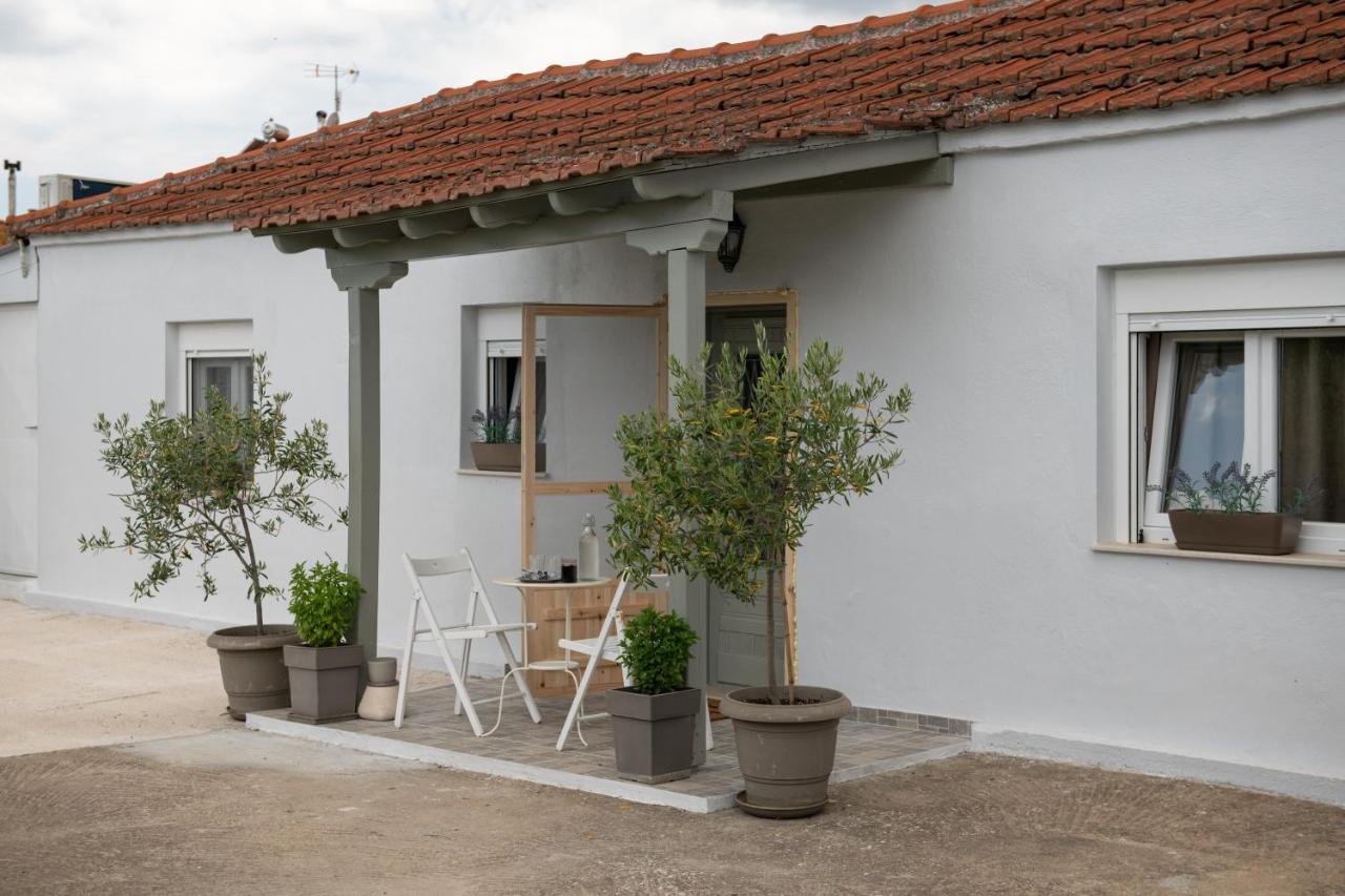 Agrikia Tis Vasilikis Ormília Exterior foto